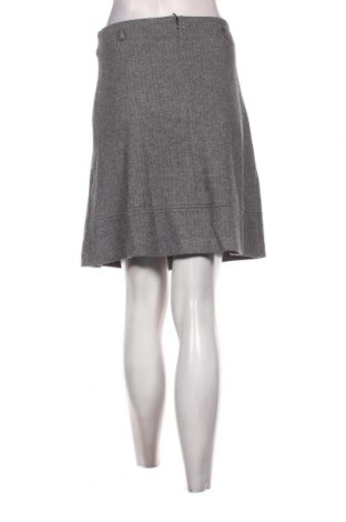 Пола Zero, Размер M, Цвят Сив, Цена 3,57 €