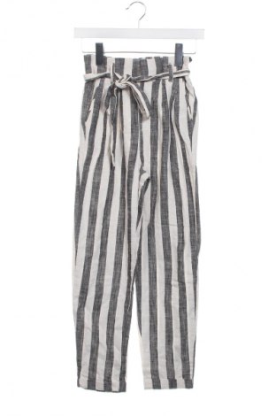 Damskie spodnie Bershka, Rozmiar XS, Kolor Kolorowy, Cena 38,99 zł