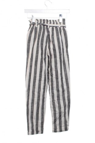 Damskie spodnie Bershka, Rozmiar XS, Kolor Kolorowy, Cena 38,99 zł