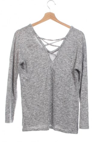 Damski sweter Amisu, Rozmiar XS, Kolor Szary, Cena 22,99 zł