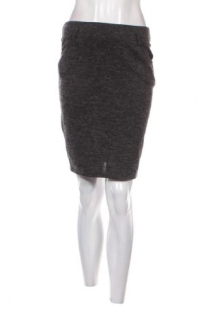 Пола Unbranded, Размер S, Цвят Многоцветен, Цена 2,04 €