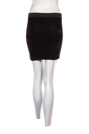 Spódnica Alcott, Rozmiar M, Kolor Czarny, Cena 6,99 zł