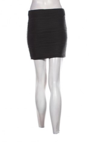 Sukně Amisu, Velikost S, Barva Černá, Cena  49,00 Kč