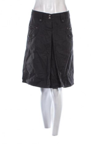 Пола Cecil, Размер S, Цвят Многоцветен, Цена 1,02 €