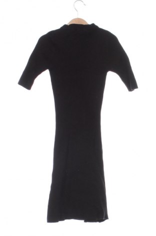 Šaty  Bershka, Velikost XS, Barva Černá, Cena  149,00 Kč