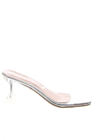 Γυναικείες παντόφλες Unbranded, Μέγεθος 37, Χρώμα Λευκό, Τιμή 17,71 €