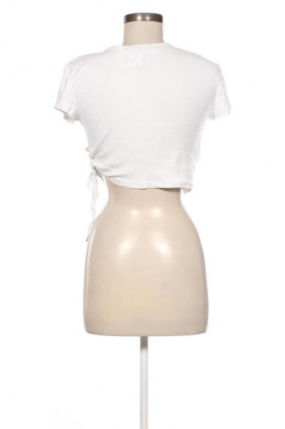 Дамска блуза Bershka, Размер S, Цвят Екрю, Цена 9,20 €