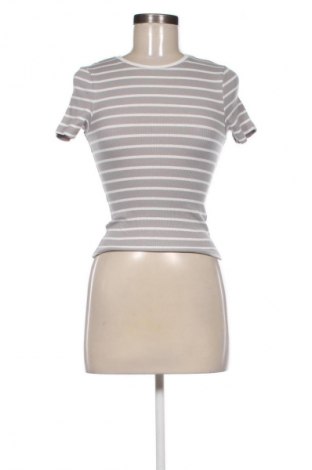 Dámská halenka H&M Divided, Velikost XXS, Barva Vícebarevné, Cena  139,00 Kč