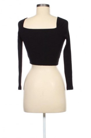 Dámská halenka NA-KD, Velikost S, Barva Černá, Cena  149,00 Kč