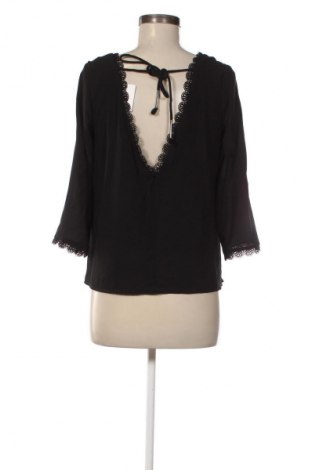 Dámská halenka Noemie & Co, Velikost S, Barva Černá, Cena  89,00 Kč