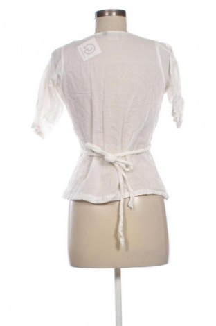 Női blúz Unbranded, Méret L, Szín Fehér, Ár 1 459 Ft