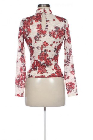 Дамска блуза Zara, Размер XS, Цвят Многоцветен, Цена 10,22 €