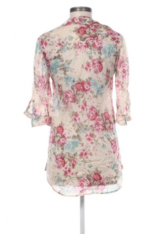 Дамска риза Bershka, Размер M, Цвят Многоцветен, Цена 4,80 €