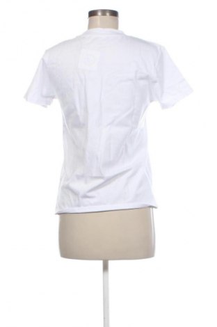 Дамска тениска Guess, Размер S, Цвят Многоцветен, Цена 19,42 €