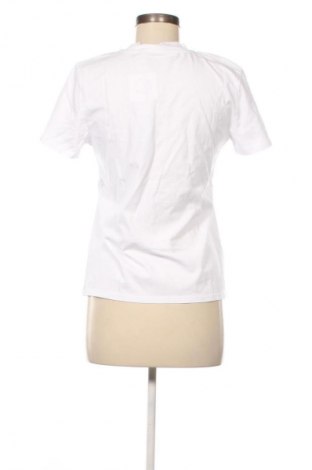 Дамска тениска Guess, Размер S, Цвят Многоцветен, Цена 18,40 €