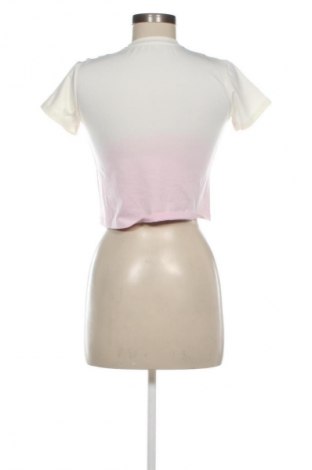 Дамска тениска Guess, Размер M, Цвят Многоцветен, Цена 17,38 €