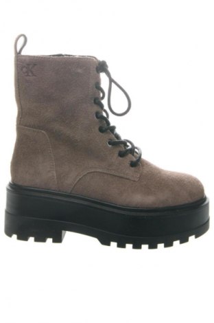 Дамски боти Calvin Klein Jeans, Размер 38, Цвят Бежов, Цена 118,15 €