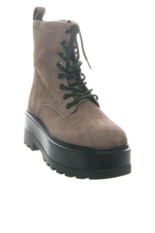 Дамски боти Calvin Klein Jeans, Размер 38, Цвят Бежов, Цена 118,15 €