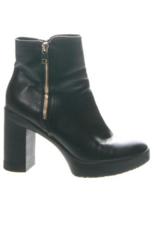 Дамски боти Catwalk, Размер 36, Цвят Черен, Цена 29,34 €