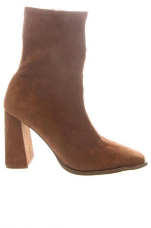 Дамски боти Mia, Размер 40, Цвят Кафяв, Цена 17,89 €