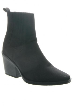 Дамски боти ONLY, Размер 38, Цвят Черен, Цена 15,33 €