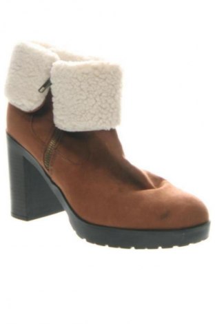 Дамски боти Primark, Размер 39, Цвят Кафяв, Цена 15,33 €