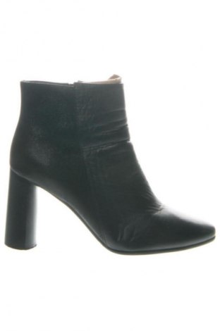 Дамски боти Unbranded, Размер 40, Цвят Черен, Цена 31,12 €