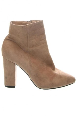 Дамски боти Unbranded, Размер 37, Цвят Бежов, Цена 13,29 €