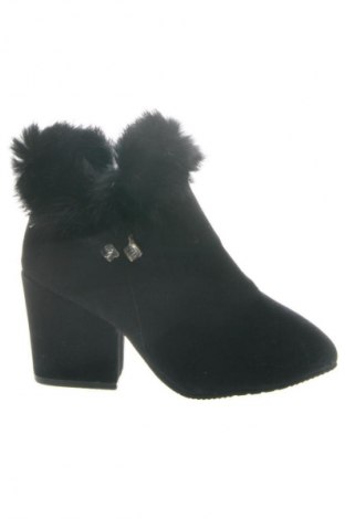 Дамски боти Unbranded, Размер 36, Цвят Черен, Цена 11,24 €