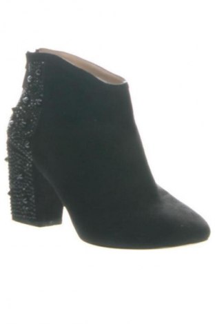 Дамски боти Zara, Размер 36, Цвят Черен, Цена 25,05 €