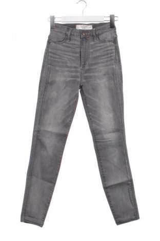Dámske džínsy  Abercrombie & Fitch, Veľkosť XS, Farba Sivá, Cena  9,95 €
