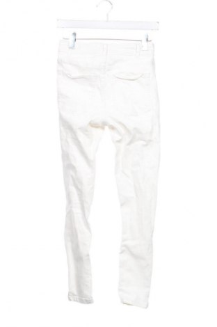 Dámske džínsy  Bershka, Veľkosť XS, Farba Biela, Cena  6,95 €