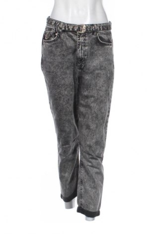 Blugi de femei Bershka, Mărime M, Culoare Negru, Preț 46,99 Lei