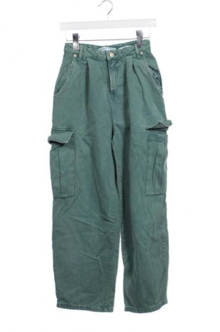 Dámske džínsy  Bershka, Veľkosť XXS, Farba Zelená, Cena  4,95 €