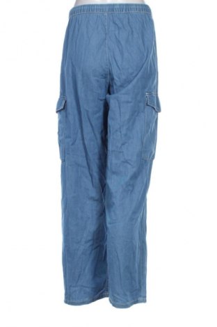 Damskie jeansy Bershka, Rozmiar M, Kolor Niebieski, Cena 16,99 zł