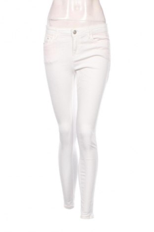 Dámské džíny  Esmara, Velikost M, Barva Bílá, Cena  69,00 Kč