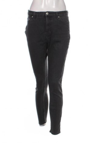 Дамски дънки H&M, Размер M, Цвят Черен, Цена 6,64 €