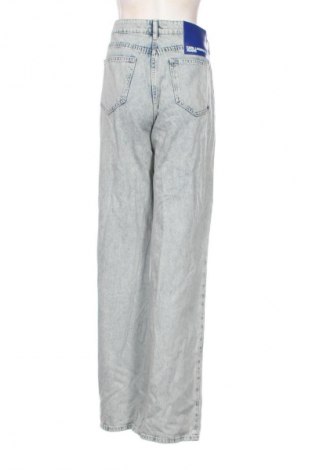 Damskie jeansy Karl Lagerfeld, Rozmiar L, Kolor Niebieski, Cena 269,26 zł