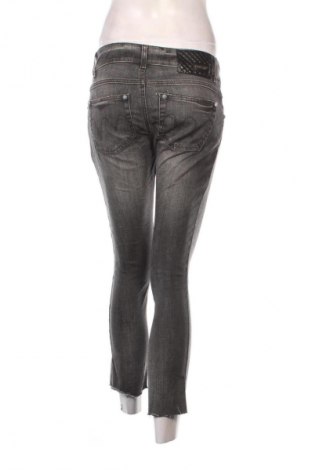 Damskie jeansy Met In Jeans, Rozmiar M, Kolor Szary, Cena 20,99 zł