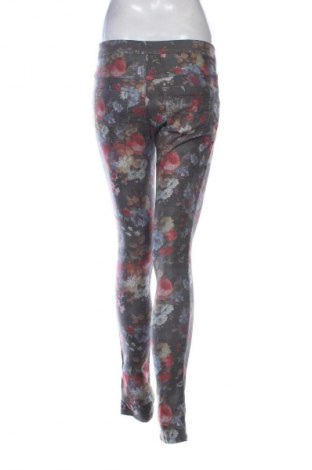 Damskie jeansy ONLY, Rozmiar M, Kolor Kolorowy, Cena 13,99 zł