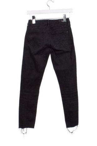 Blugi de femei Pepe Jeans, Mărime S, Culoare Negru, Preț 58,99 Lei