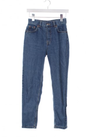 Дамски дънки Pull&Bear, Размер XS, Цвят Син, Цена 7,99 €
