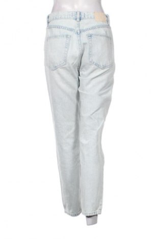 Γυναικείο Τζίν Pull&Bear, Μέγεθος M, Χρώμα Μπλέ, Τιμή 5,99 €