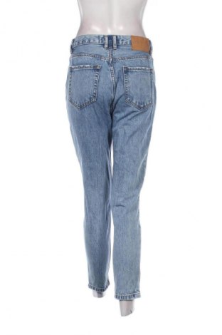 Damskie jeansy Pull&Bear, Rozmiar M, Kolor Niebieski, Cena 72,99 zł