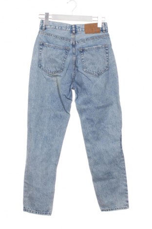 Blugi de femei Pull&Bear, Mărime XS, Culoare Albastru, Preț 36,99 Lei