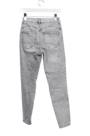 Damskie jeansy Reserved, Rozmiar XS, Kolor Szary, Cena 37,99 zł