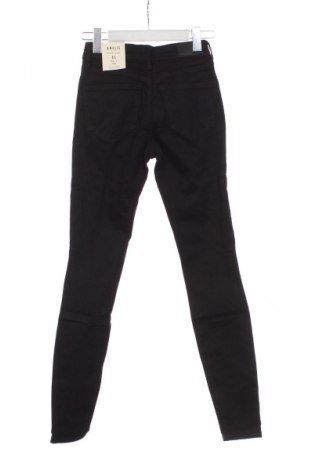 Damskie jeansy River Island, Rozmiar XS, Kolor Czarny, Cena 62,99 zł