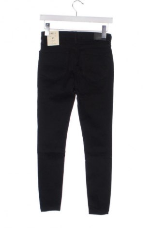 Damskie jeansy River Island, Rozmiar XS, Kolor Czarny, Cena 67,99 zł