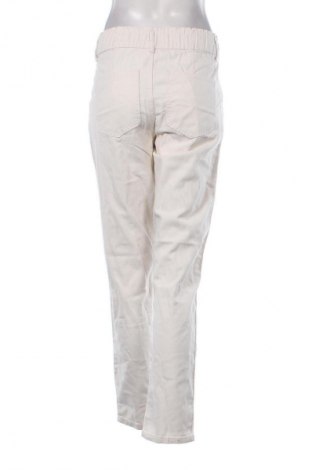 Дамски дънки Sinsay, Размер S, Цвят Екрю, Цена 6,13 €