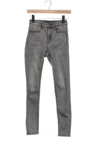 Női farmernadrág Stradivarius, Méret XXS, Szín Szürke, Ár 2 789 Ft